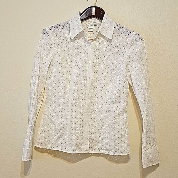 Oscar de la renta Eyelet button down shirt size 6 - Picture 1 of 10
